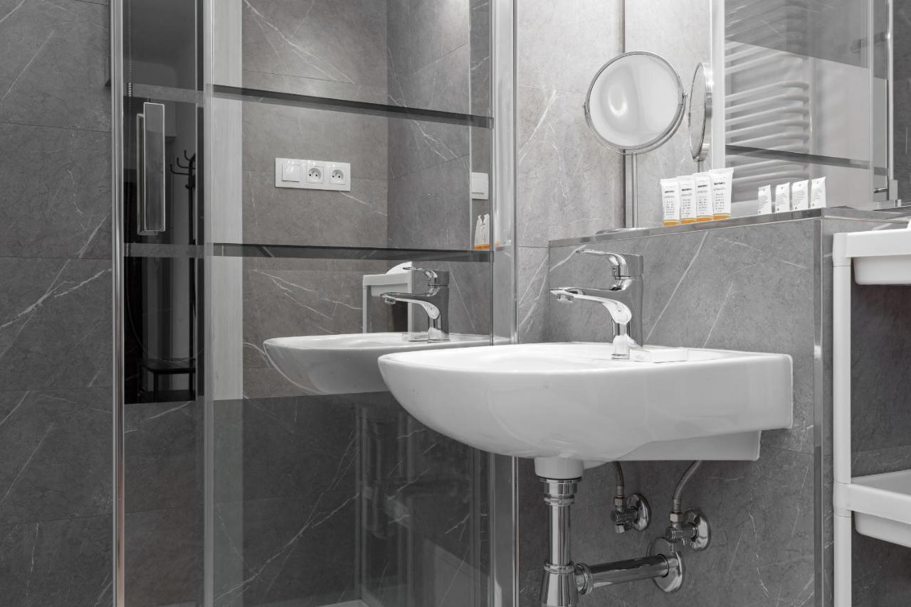 Kamienica Stanislawa Augusta Warszawa By Noclegi Renters Bagian luar foto